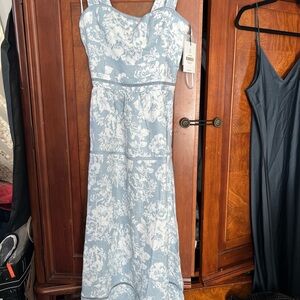 Reformation Everett linen dress in porcelain size 6 $298